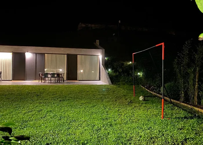 Villa La Casa De Hierba - De Diseno Con Jardin Y Wifi Cerca De Playas De Llanes