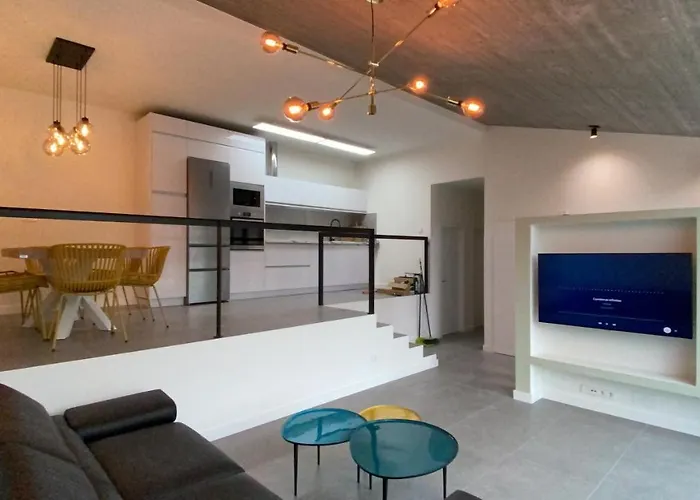 La Casa De Hierba - De Diseno Con Jardin Y Wifi Cerca De Playas De Villa