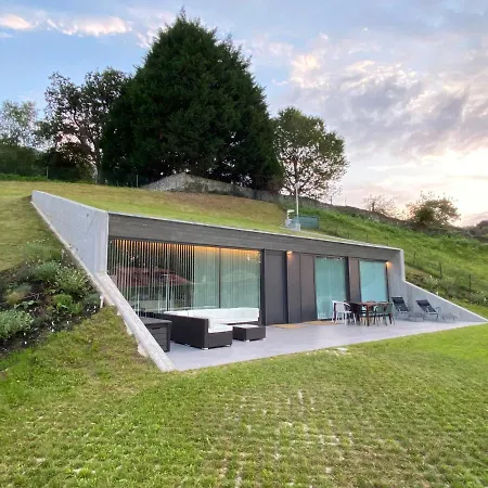 Villa La Casa De Hierba - De Diseño Con Jardín Y Wifi Cerca De Playas De