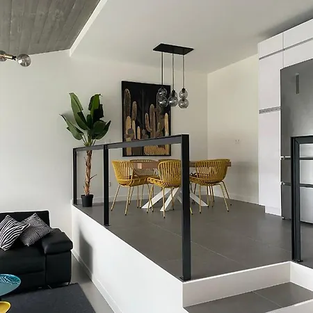 La Casa De Hierba - De Diseno Con Jardin Y Wifi Cerca De Playas De فيلة يانس